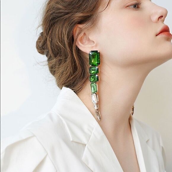 New Fashion  Shiny Rhinestone Long Earrings - Picture 3 of 13